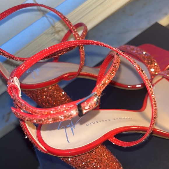 Giuseppe Heels - Picture 6 of 11